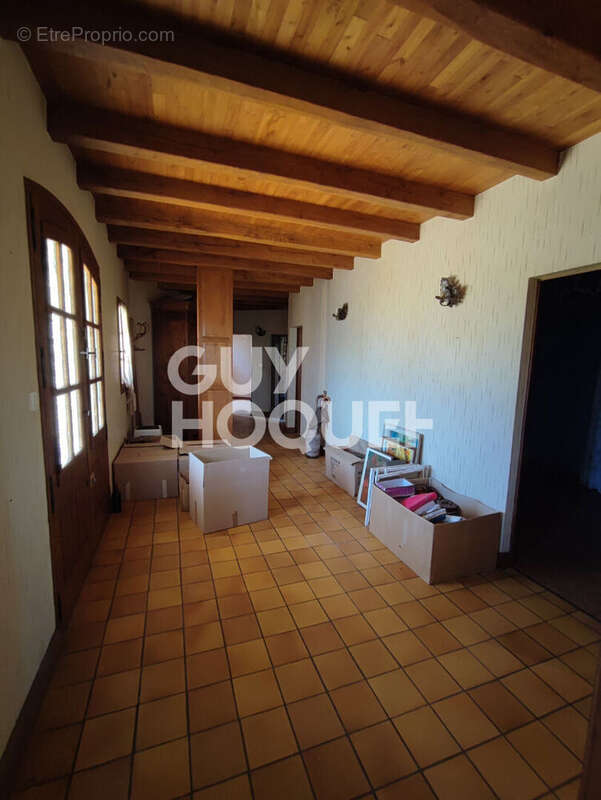 Maison à SAINT-SULPICE-D'ARNOULT