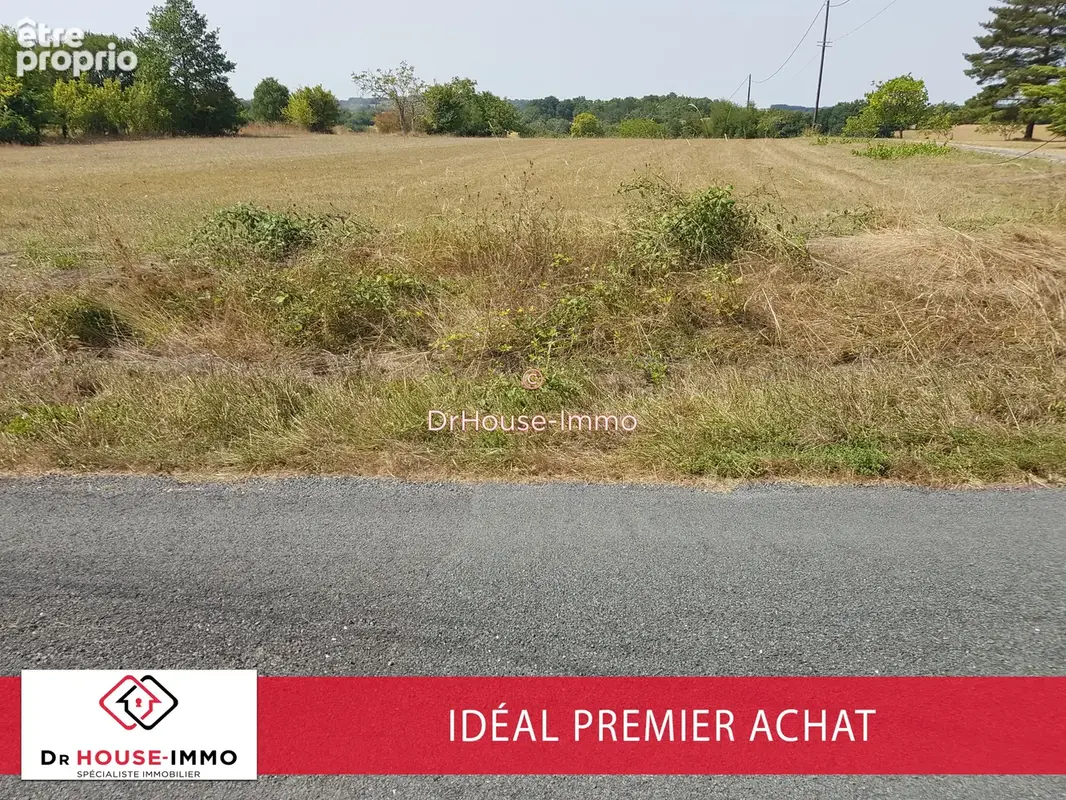 Terrain 2115 m² à Verteillac  - photo 3