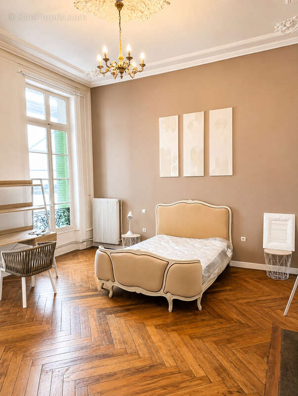 Appartement de caractère 138 m2 – 4 suites – Rentabilité idéale pour colocation haut de gamme - photo 3