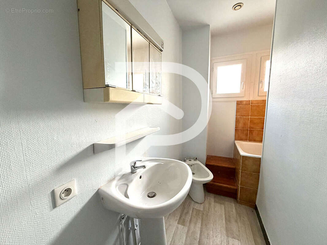 Appartement à ARTIX