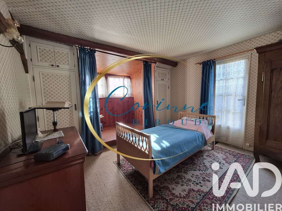 Photo 8 - Maison à VILLENEUVE-LES-SABLONS