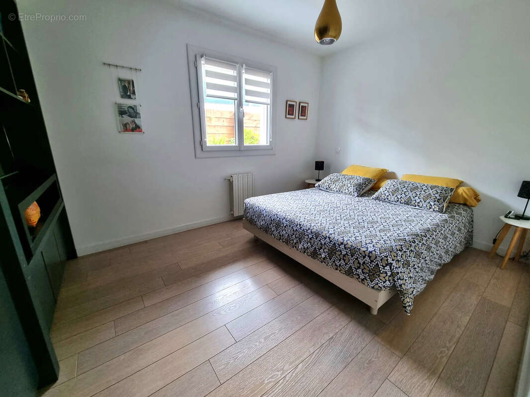 Maison à SAINT-PIERRE-D'IRUBE