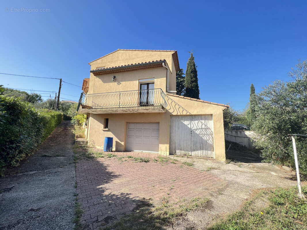 Cournonterral   Villa d'Architecte T5 (135 m2) + Dépendance (65 m2) - photo 2