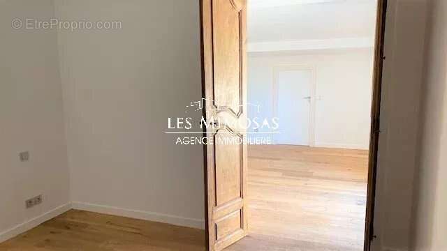 Maison à ROQUEBRUNE-SUR-ARGENS