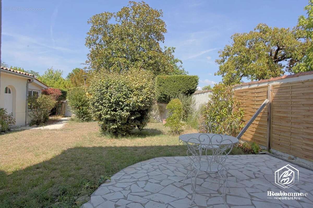 Maison 6 pièces 157 m² - Saint-Selve - photo 2