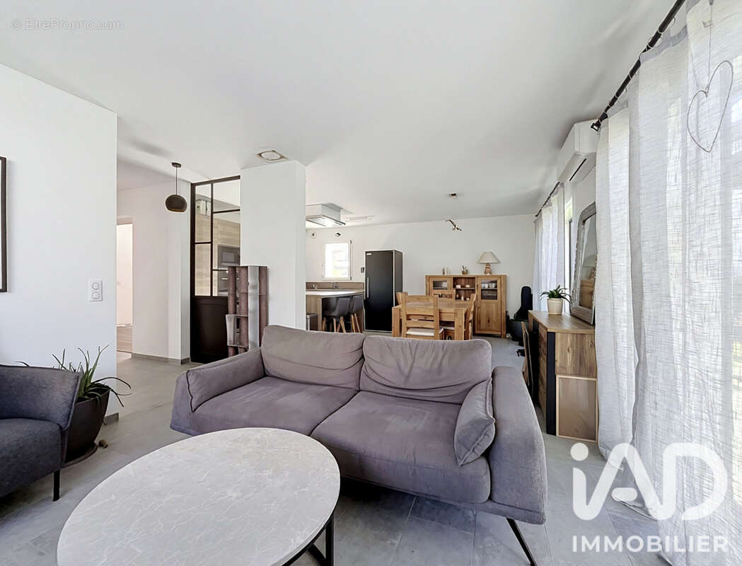Maison 125 m² à Allonzier-La-Caille  - photo 6