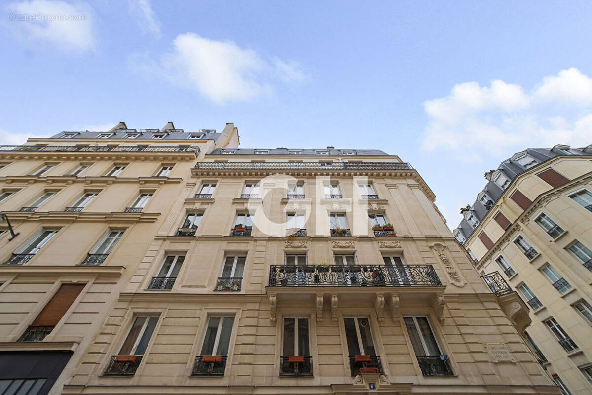 Appartement à PARIS-12E