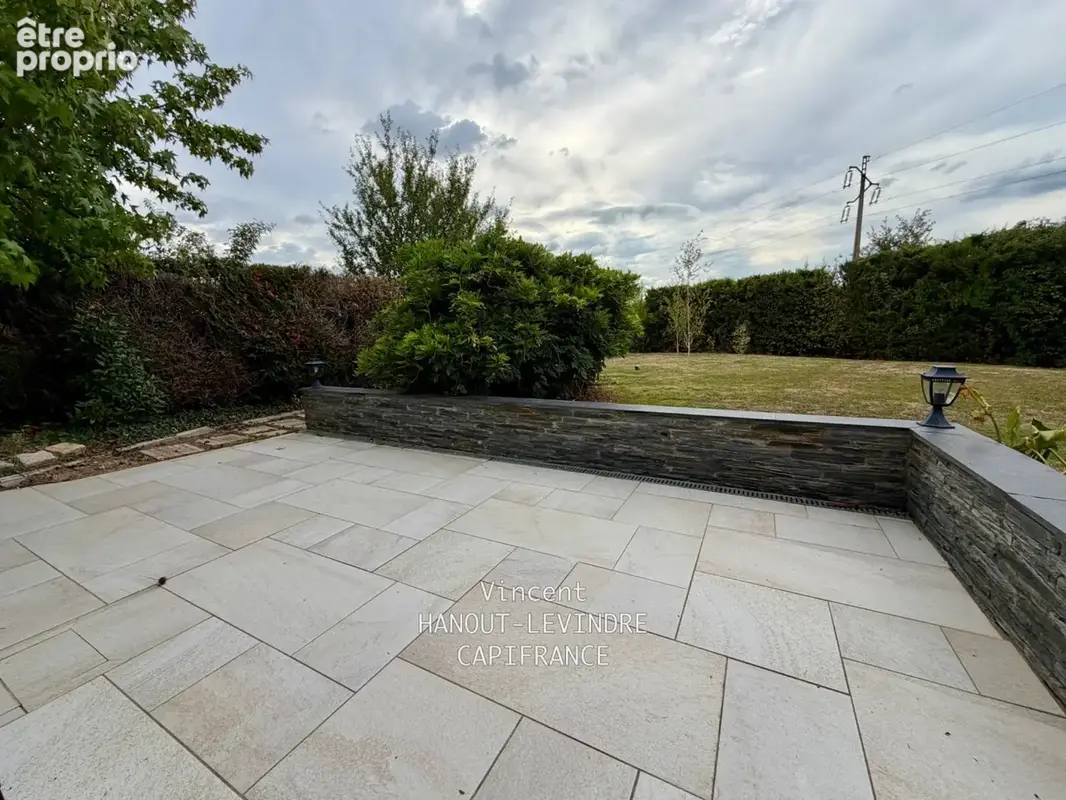 Maison à vendre 6 pièces SAINT BARTHELEMY D'ANJOU (49) - photo 11