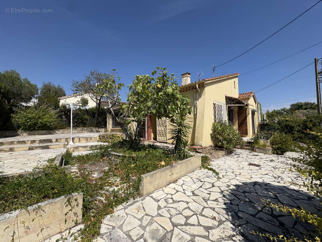 Maison à SAINT-RAPHAEL