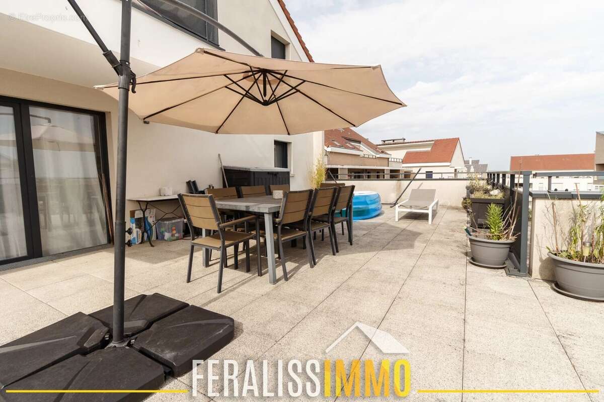 Appartement à JOUY-LE-MOUTIER