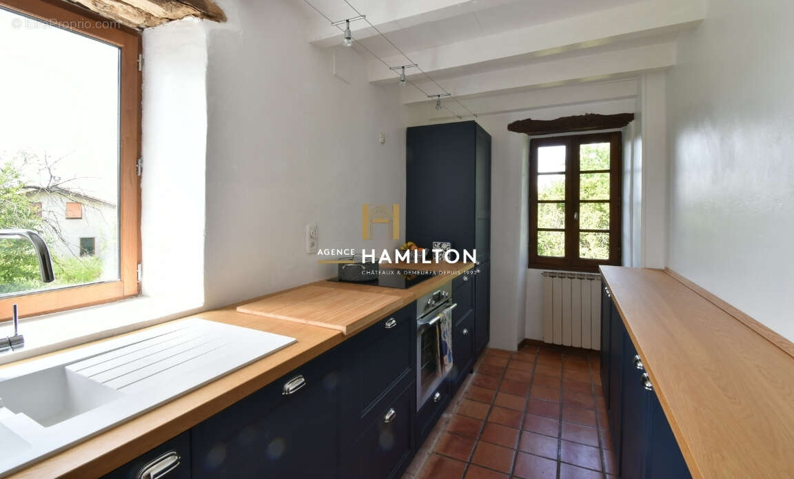 Propriete de campagne du xixe siecle - parc, puits, four a pain, salle polyvalente - photo 6