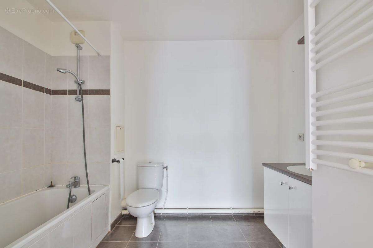 Appartement à ISSY-LES-MOULINEAUX