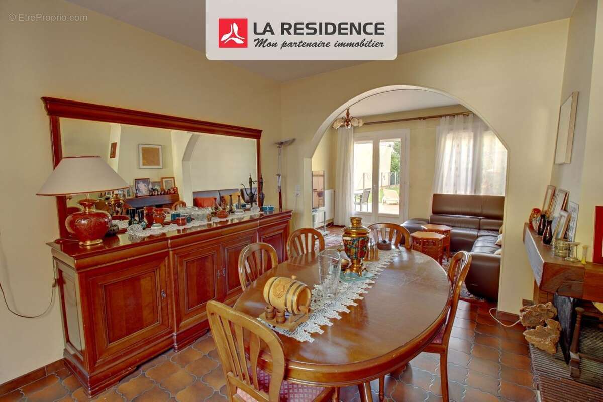 Maison à CONFLANS-SAINTE-HONORINE