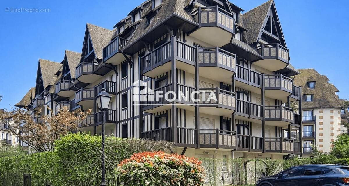 Appartement à TOURGEVILLE