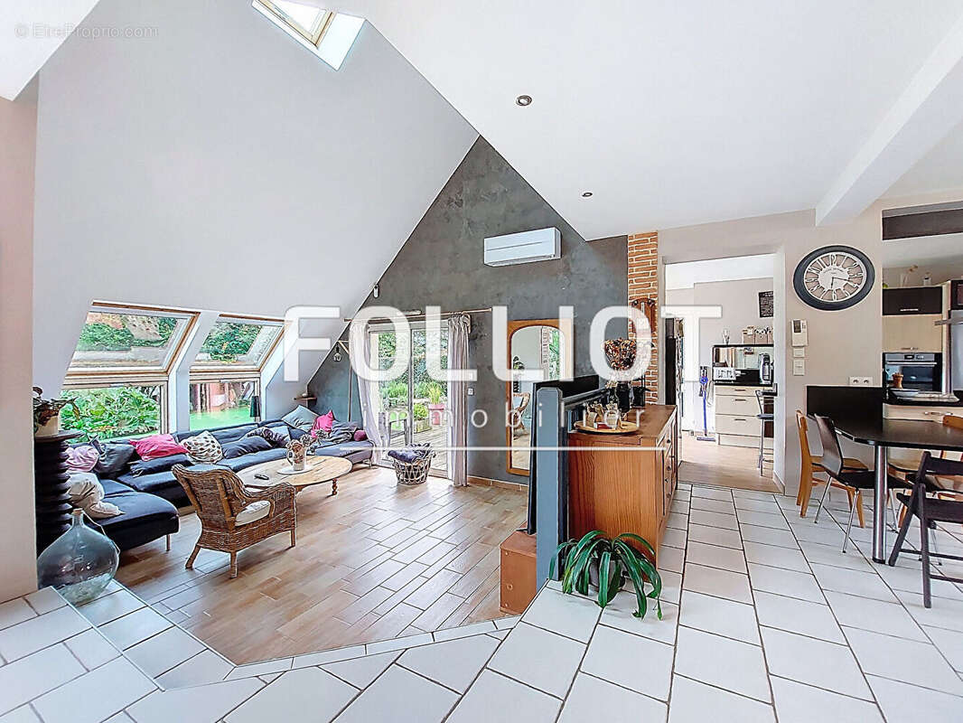 Maison à SAINTE-PIENCE