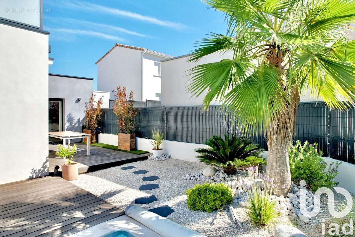 Photo 3 - Maison à CAVEIRAC