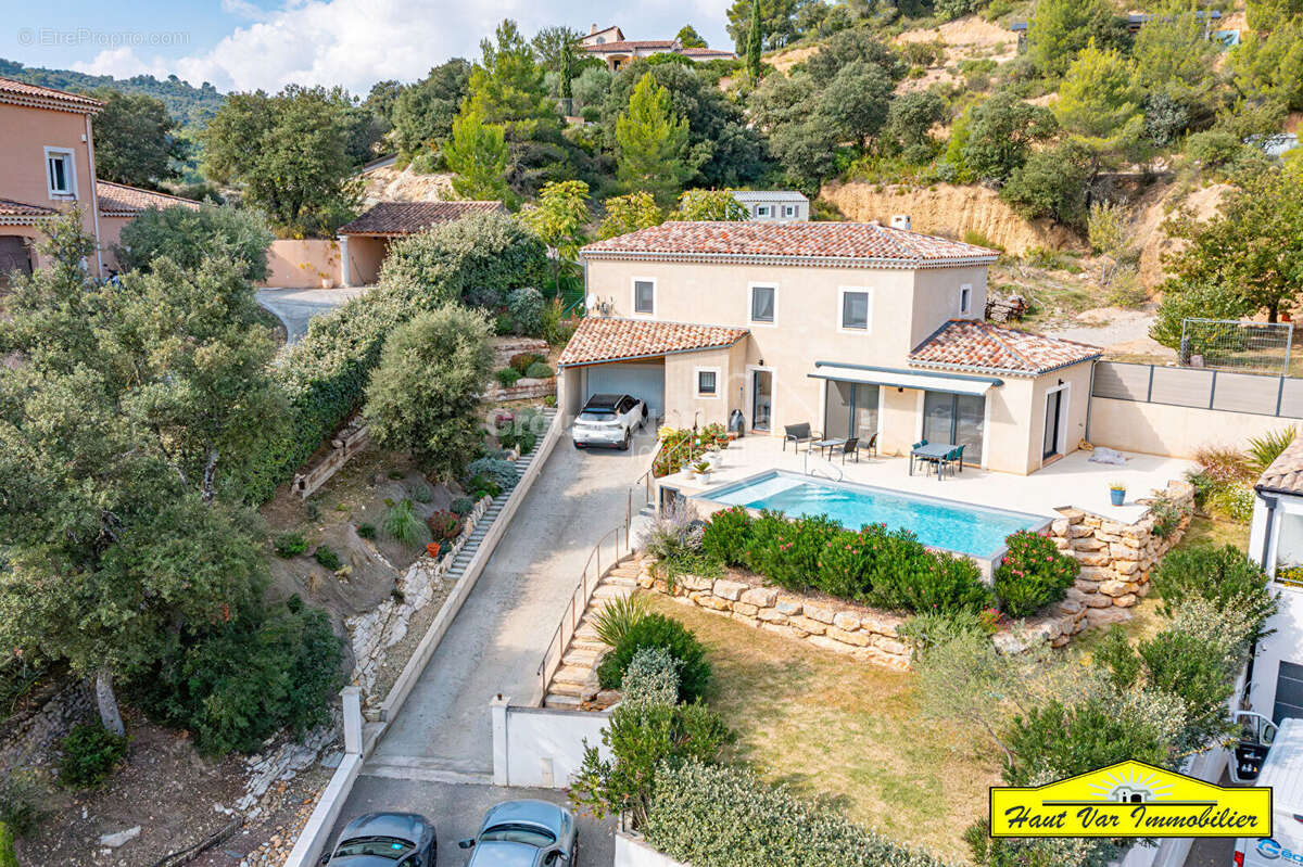 Maison à GREOUX-LES-BAINS