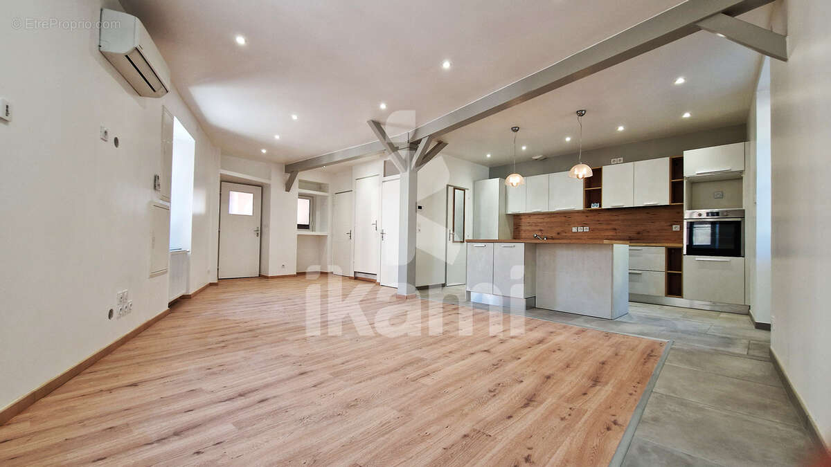 Maison à CHATILLON-SAINT-JEAN