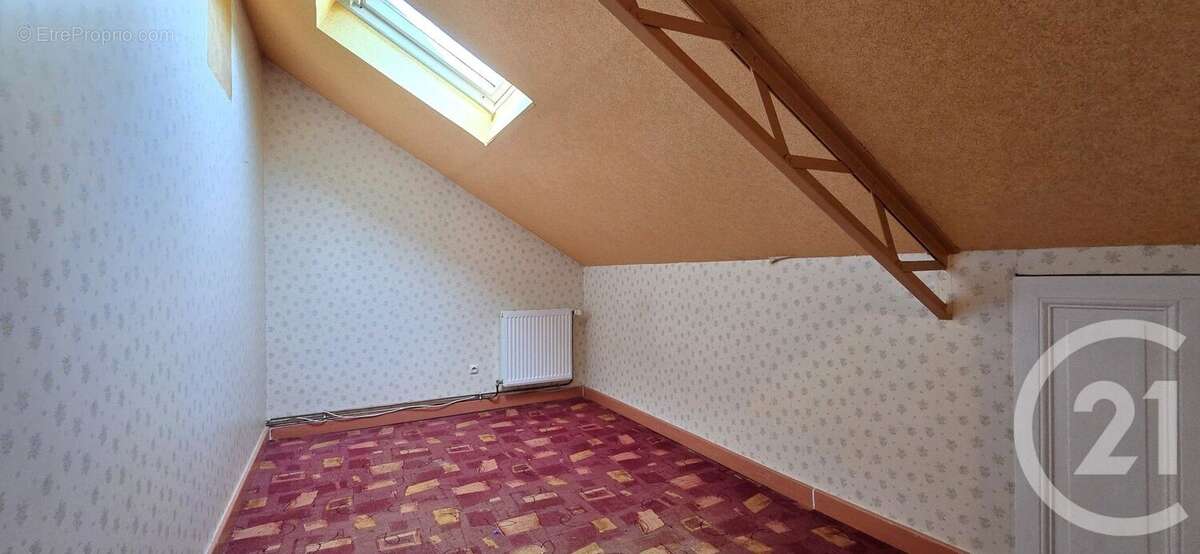 Maison à LE CREUSOT