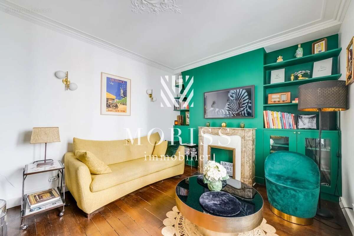 Appartement à PARIS-17E