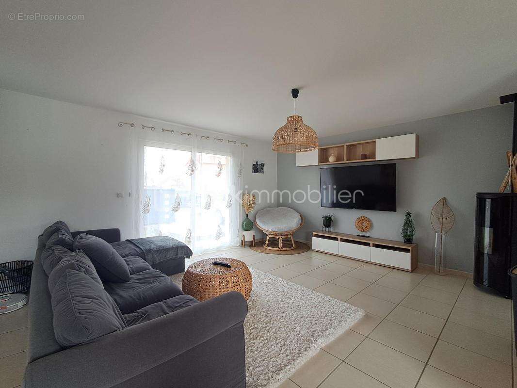 Maison à TIBIRAN-JAUNAC