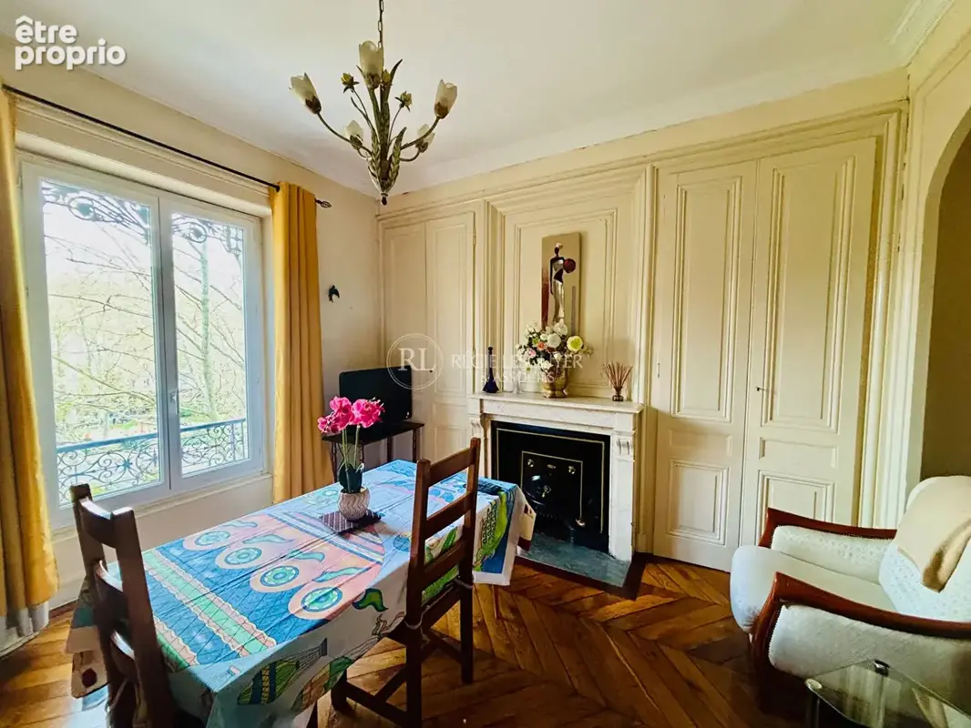 Appartement Lyon 3 pièce(s) 69 m2 - photo 2