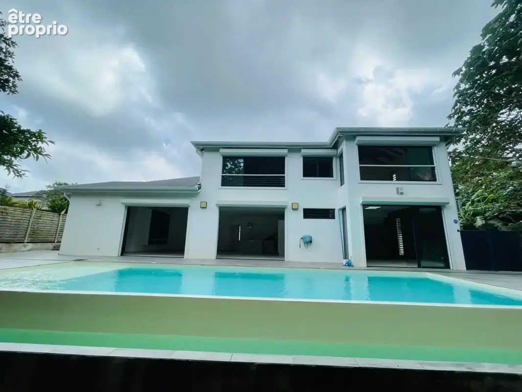 Rare villa de standing avec piscine vue degagee 1451 m2 de terrain - photo 2