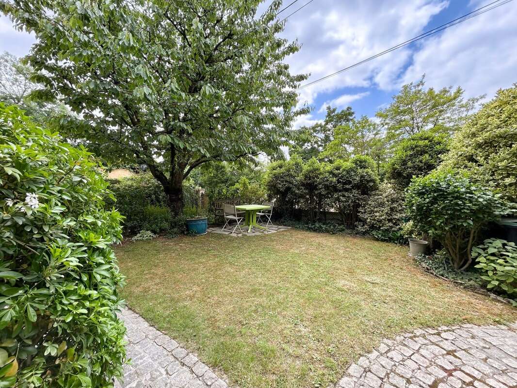 Maison à LA FRETTE-SUR-SEINE