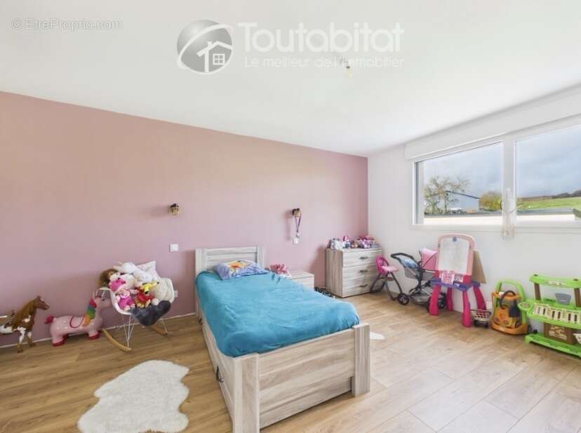 Maison à CHARLEVILLE-MEZIERES