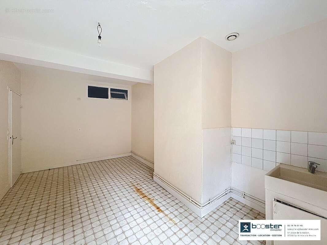 Maison à SAINT-YRIEIX-LA-PERCHE