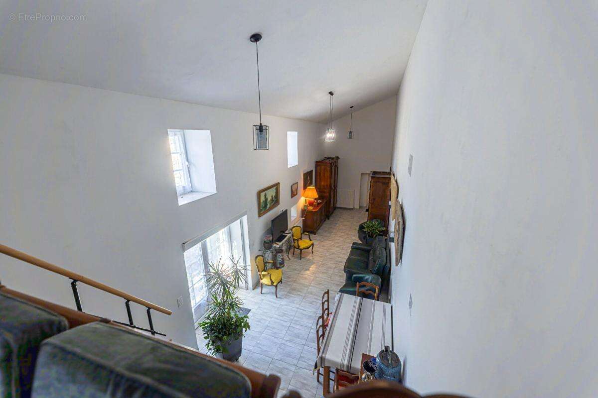 Maison à JARNAC-CHAMPAGNE