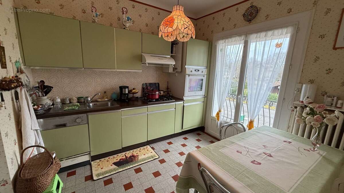 Maison à LUXEY