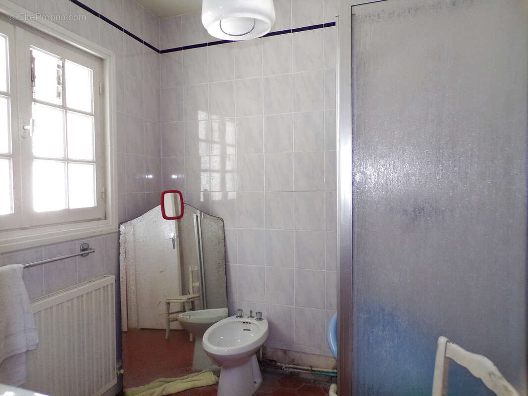 Maison à VILLEMANOCHE