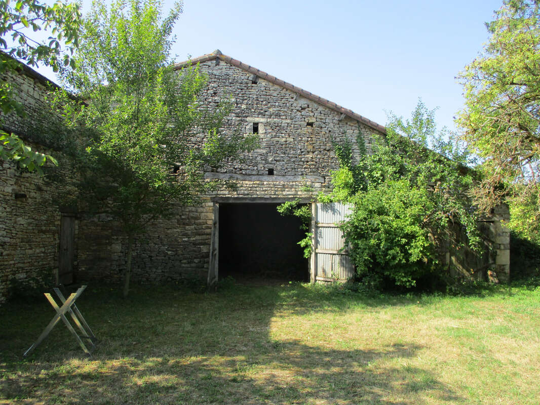 Maison à MESSE