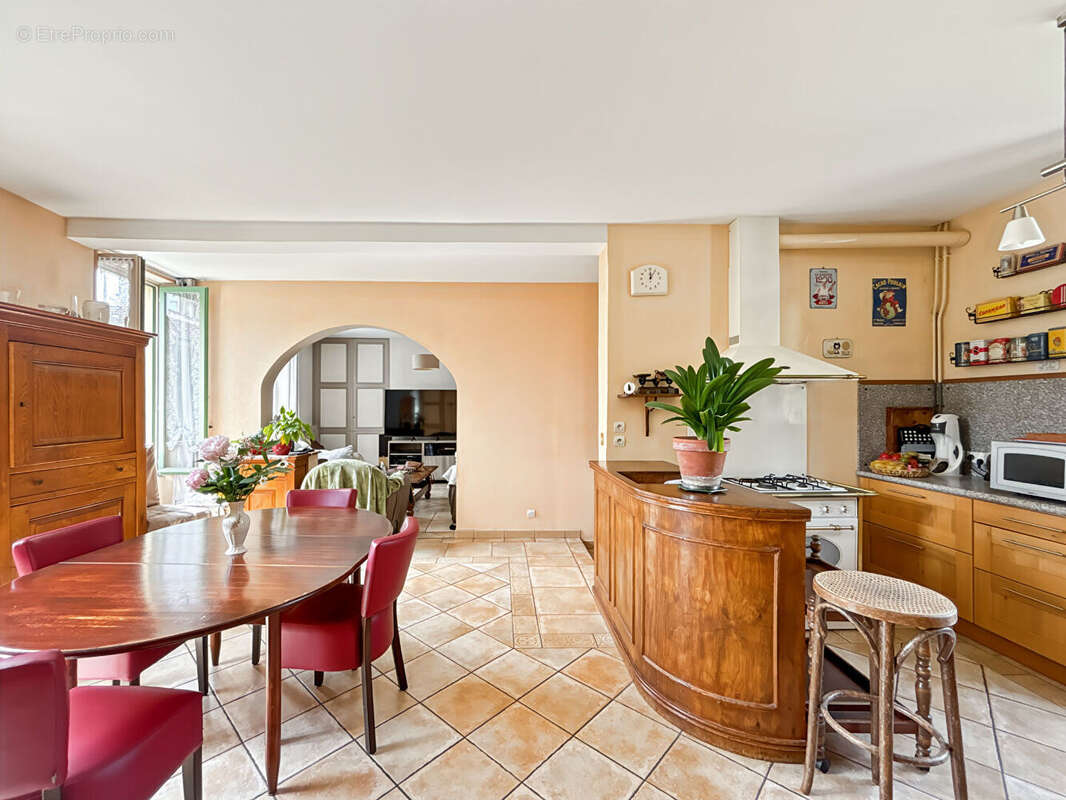 Appartement à MANTES-LA-JOLIE
