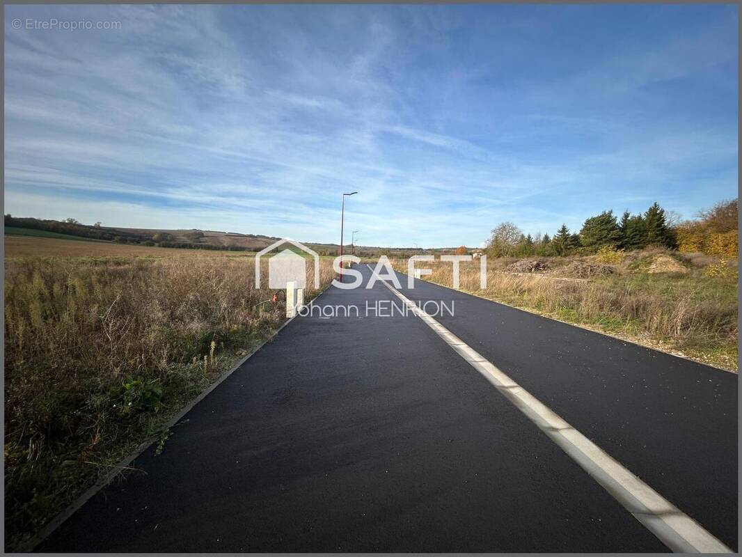 Photo 1 - Terrain à THIERVILLE-SUR-MEUSE