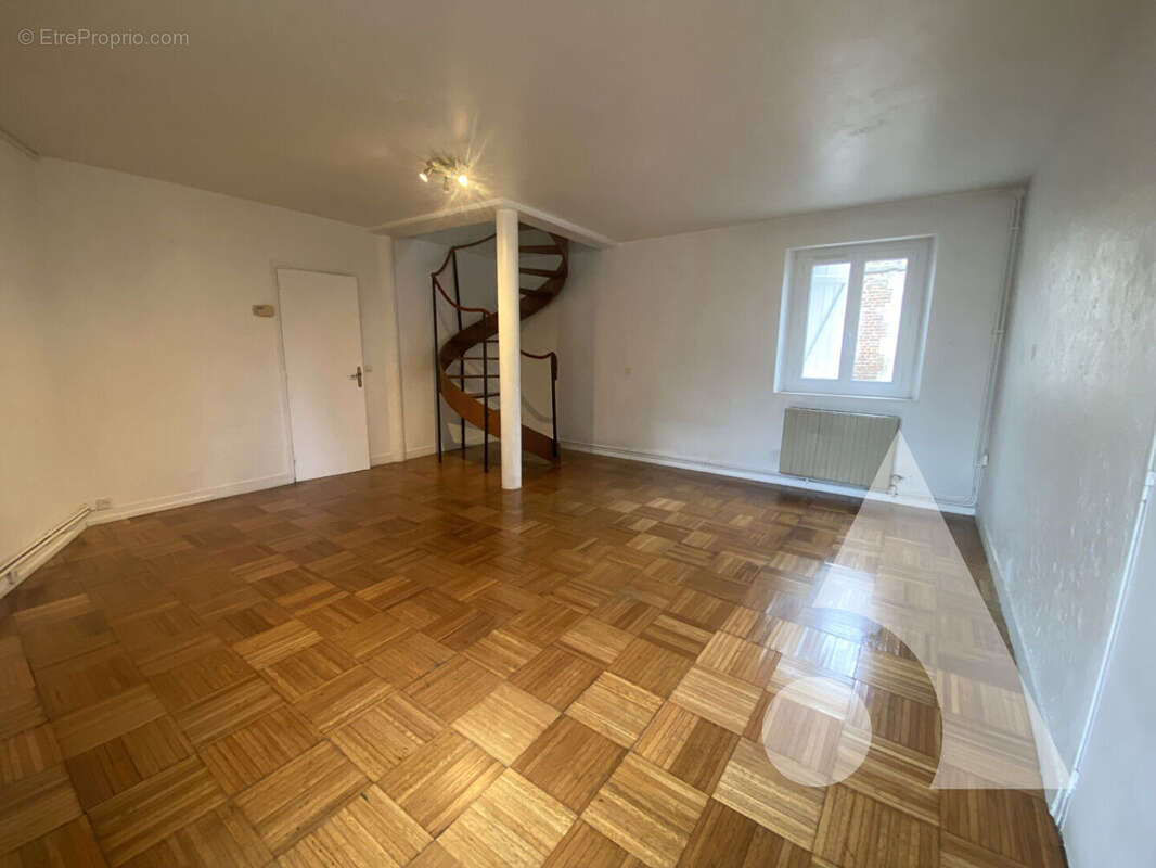 Appartement à CREPY-EN-VALOIS