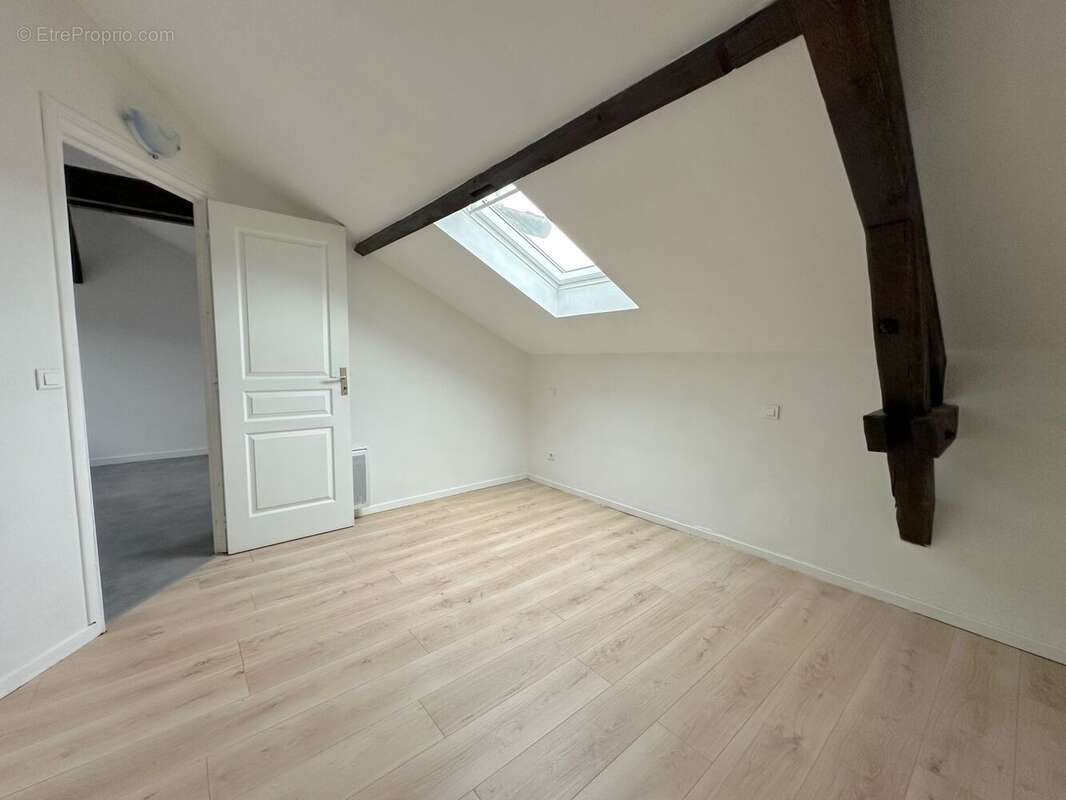 Appartement à CORBEIL-ESSONNES