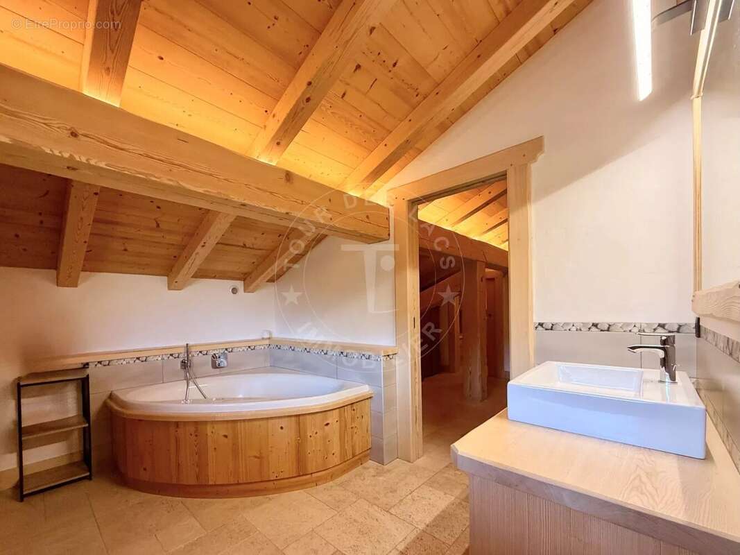 Maison à SAINT-NICOLAS-LA-CHAPELLE