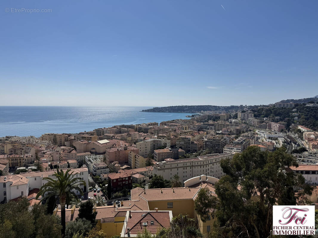 Appartement à MENTON
