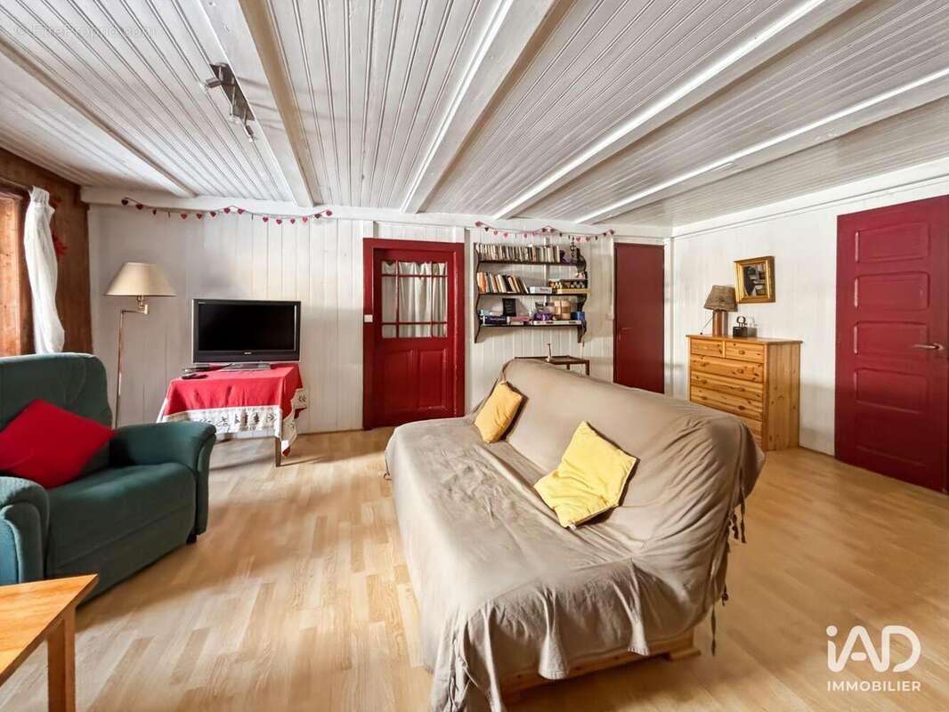Maison 135 m² à Montriond  - photo 3