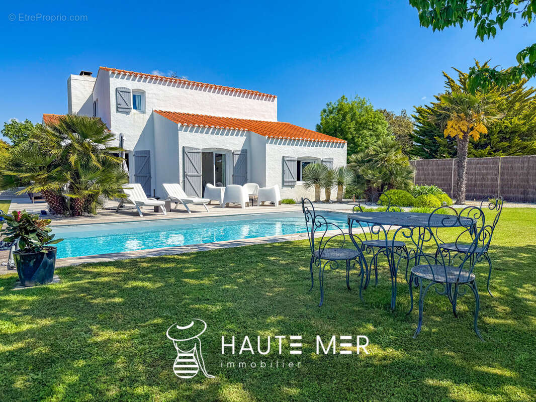 Maison à TALMONT-SAINT-HILAIRE