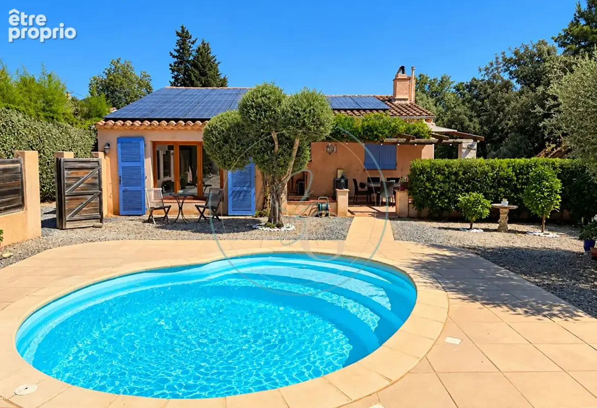 COGOLIN - Villa 188 m² à Cogolin - Deux logements indépendants avec piscines privatives - photo 11