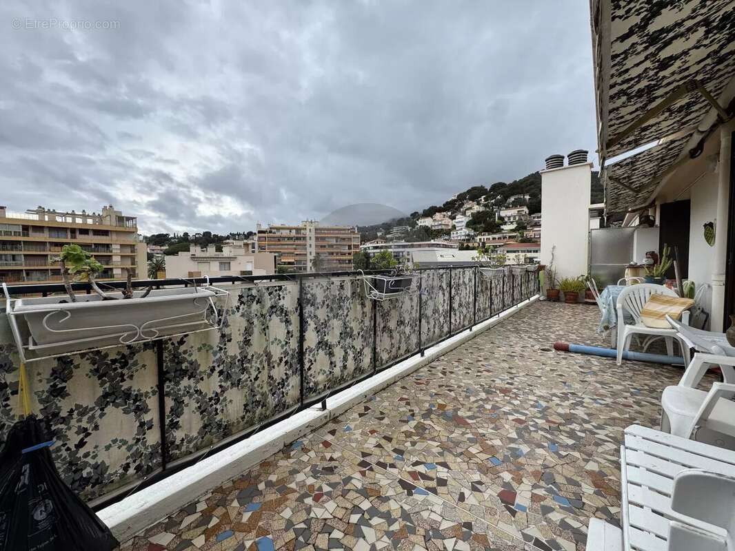 Appartement à ROQUEBRUNE-CAP-MARTIN