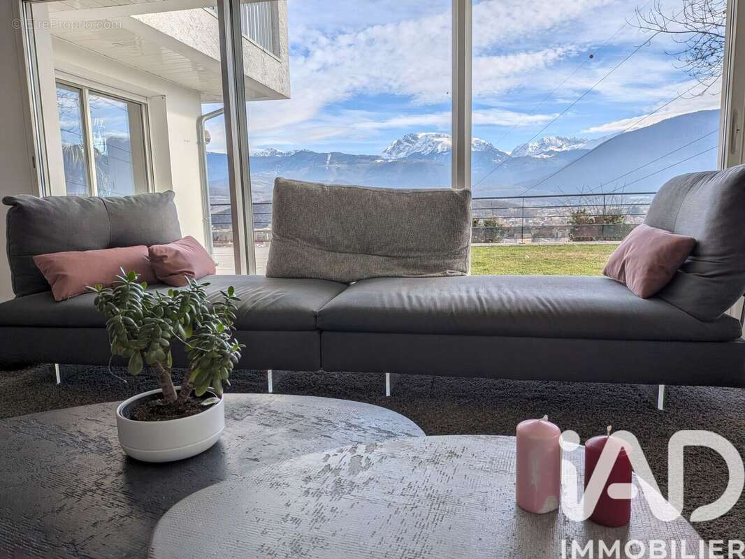 Photo 9 - Maison à VARCES-ALLIERES-ET-RISSET