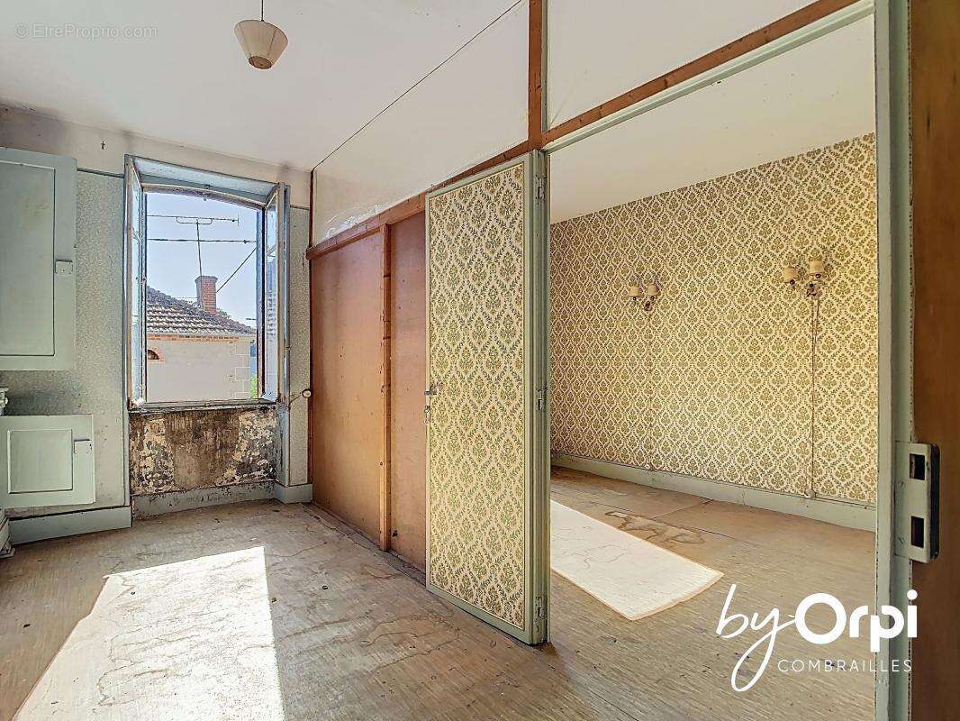 Maison à SAINT-FARGEOL