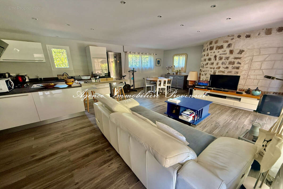 Appartement 73 m² à Sainte-Maxime  - photo 9