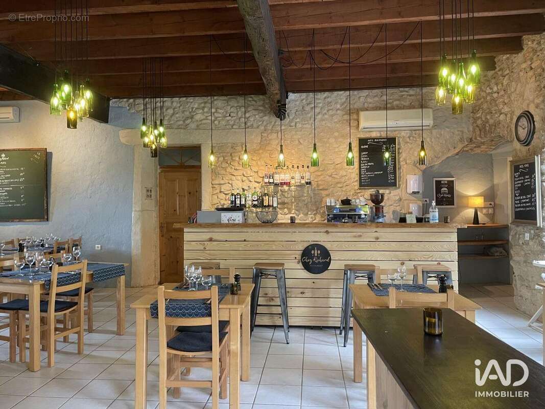 Photo 7 - Commerce à CHABRILLAN