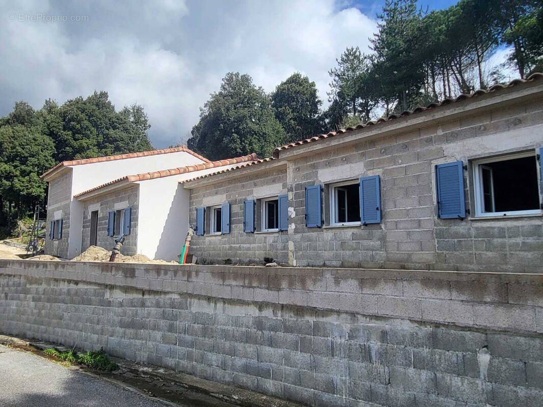 Maison à BOCOGNANO