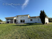 Maison à SAINT-VITE